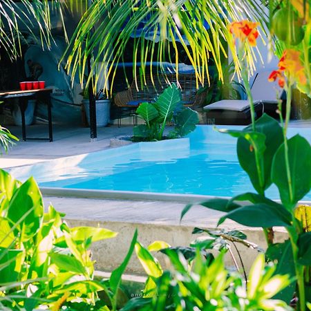 Ananas Guesthouse Моалбоал Екстериор снимка