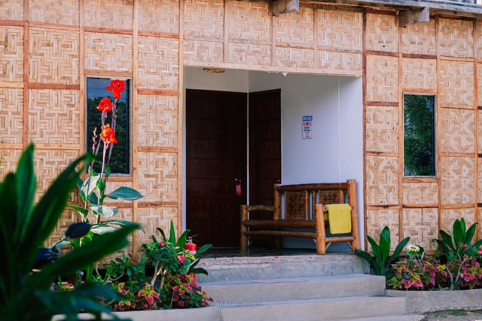 Ananas Guesthouse Моалбоал Екстериор снимка